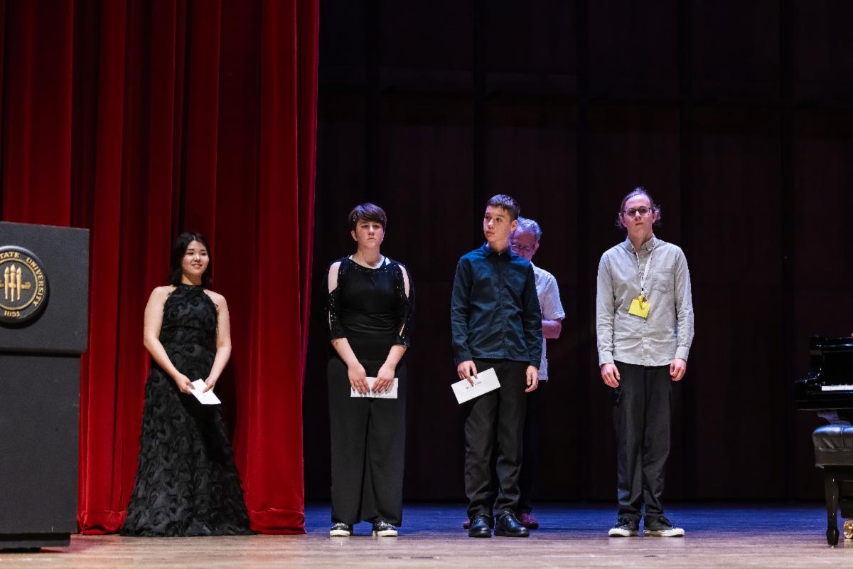 14歳以下の部門の優勝者